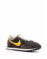 Chaussures de sport marron foncé Nike