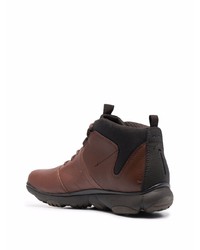 Chaussures de sport marron Geox