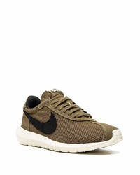 Chaussures de sport marron Nike