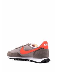 Chaussures de sport marron Nike