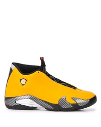 Chaussures de sport moutarde Jordan
