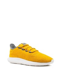 Chaussures de sport moutarde adidas