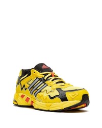 Chaussures de sport moutarde adidas