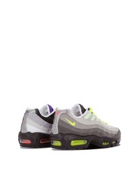 Chaussures de sport multicolores Nike