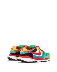 Chaussures de sport multicolores Nike