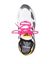 Chaussures de sport multicolores adidas