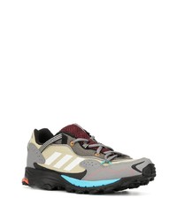 Chaussures de sport multicolores adidas