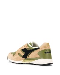 Chaussures de sport multicolores Diadora