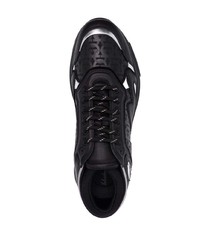 Chaussures de sport noir et argenté Salvatore Ferragamo