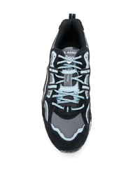 Chaussures de sport noir et bleu Asics