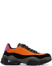 Chaussures de sport noir et orange McQ