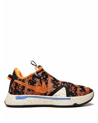 Chaussures de sport noir et orange Nike