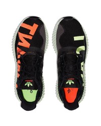 Chaussures de sport noir et orange adidas