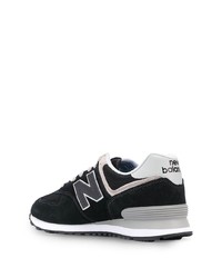 Chaussures de sport noires et blanches New Balance