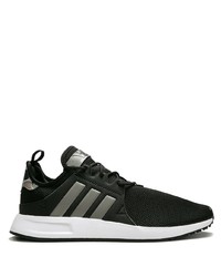 Chaussures de sport noires et blanches adidas