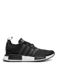 Chaussures de sport noires et blanches adidas