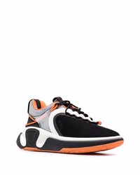 Chaussures de sport noires et blanches Balmain