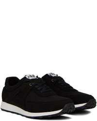 Chaussures de sport noires et blanches ekn