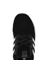 Chaussures de sport noires et blanches adidas