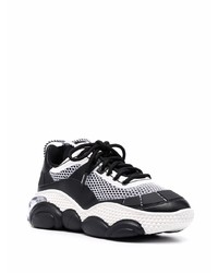 Chaussures de sport noires et blanches Moschino