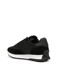 Chaussures de sport noires et blanches Mallet