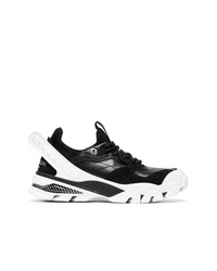 Chaussures de sport noires et blanches Calvin Klein 205W39nyc