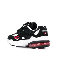 Chaussures de sport noires et blanches Puma