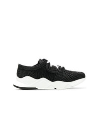 Chaussures de sport noires et blanches Clergerie