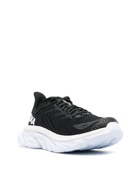 Chaussures de sport noires et blanches Hoka One One