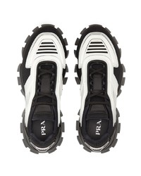 Chaussures de sport noires et blanches Prada