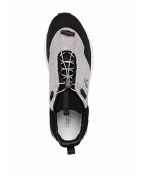 Chaussures de sport noires et blanches Premiata