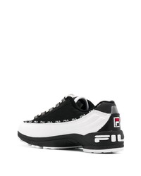 Chaussures de sport noires et blanches Fila