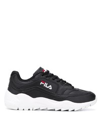 Chaussures de sport noires et blanches Fila