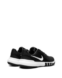 Chaussures de sport noires et blanches Nike