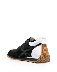 Chaussures de sport noires et blanches Loewe