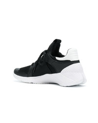 Chaussures de sport noires et blanches McQ Alexander McQueen