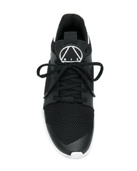 Chaussures de sport noires et blanches McQ Alexander McQueen