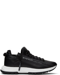 Chaussures de sport noires et blanches Givenchy