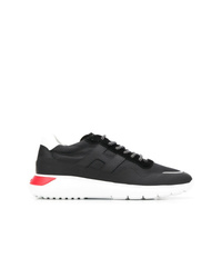 Chaussures de sport noires et blanches Hogan