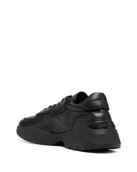 Chaussures de sport noires et blanches DSQUARED2