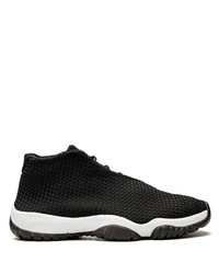 Chaussures de sport noires et blanches Jordan