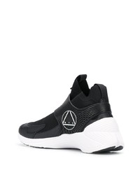 Chaussures de sport noires et blanches McQ Swallow