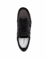 Chaussures de sport noires et blanches Premiata