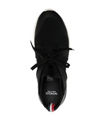 Chaussures de sport noires et blanches Moncler