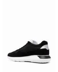 Chaussures de sport noires et blanches Hogan