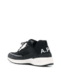 Chaussures de sport noires et blanches A.P.C.
