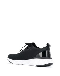 Chaussures de sport noires et blanches Ea7 Emporio Armani