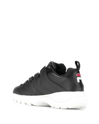 Chaussures de sport noires et blanches Fila