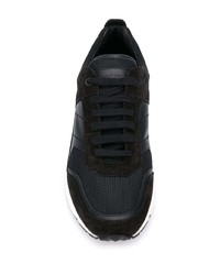 Chaussures de sport noires et blanches Scarosso