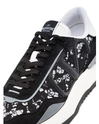 Chaussures de sport noires et blanches Valentino Garavani